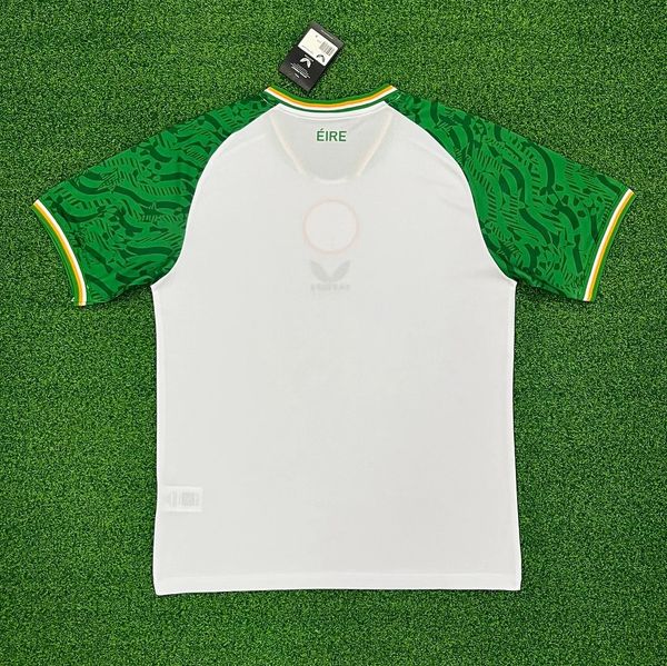 Ireland 2025-2026 away Secondary image