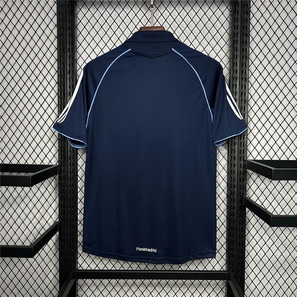 Maillot Real Madrid rétro extérieur 2005-2006 Image secondaire du produit