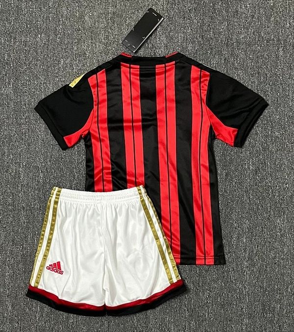 Enfant rétro AC Milan domicile 2013-2014 Image secondaire du produit