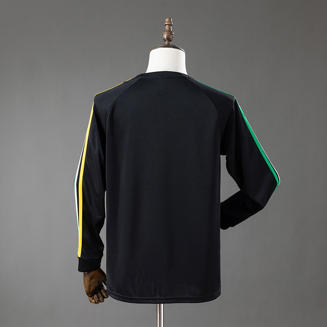 Celtic FC 2026-2027 Travel Long-Sleeve Shirt Secondary image