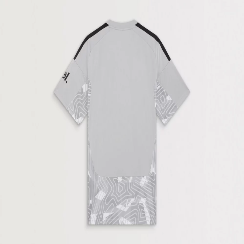 Arsenal FC 2026-2027 home fan Goalkeeper Secondary image