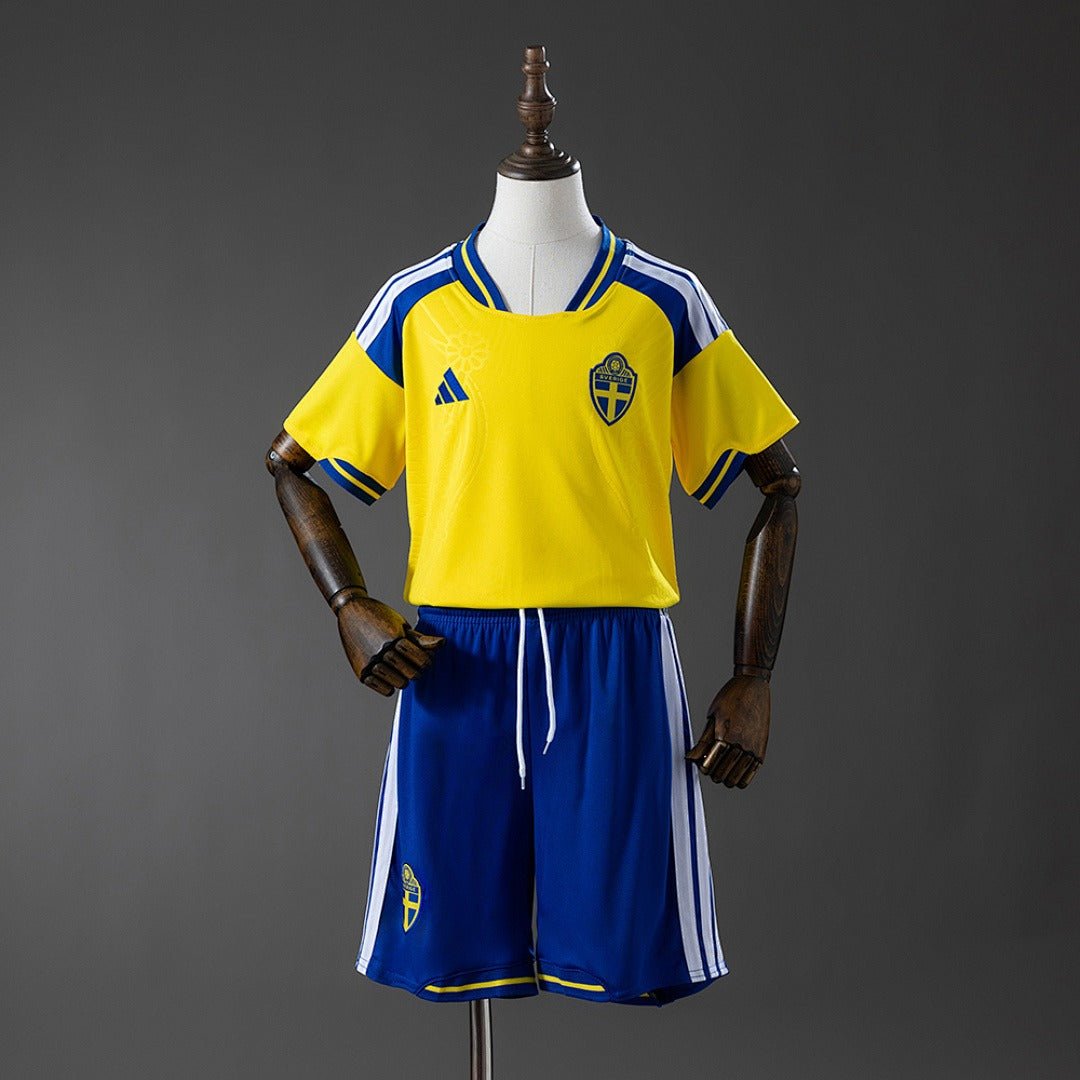Kids Sweden national 2026 Home - WCFOOTBALLSUIT Main image