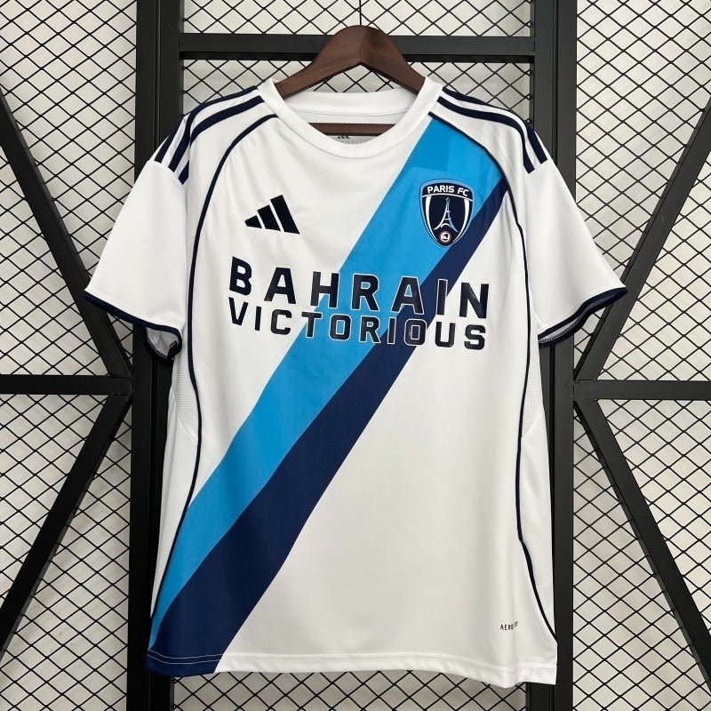 Paris FC 2025 - 2026 Away - WCFOOTBALLSUIT Image principale du produit
