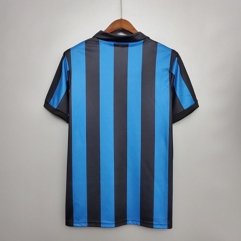 Retro Inter Milano 1988-1990 home Secondary image