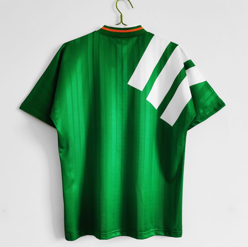 Retro Ireland 1992-1994 home Secondary image