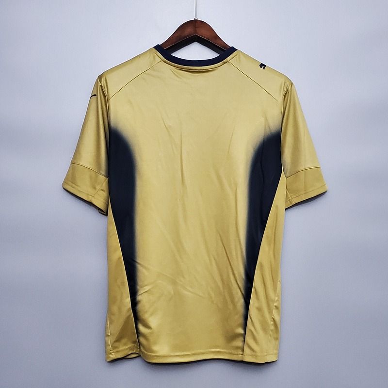 Retro Italy 2006 golden shirt Secondary image