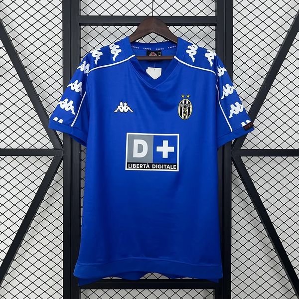 Retro Juventus 1999 - 2000 away - WCFOOTBALLSUIT Main image