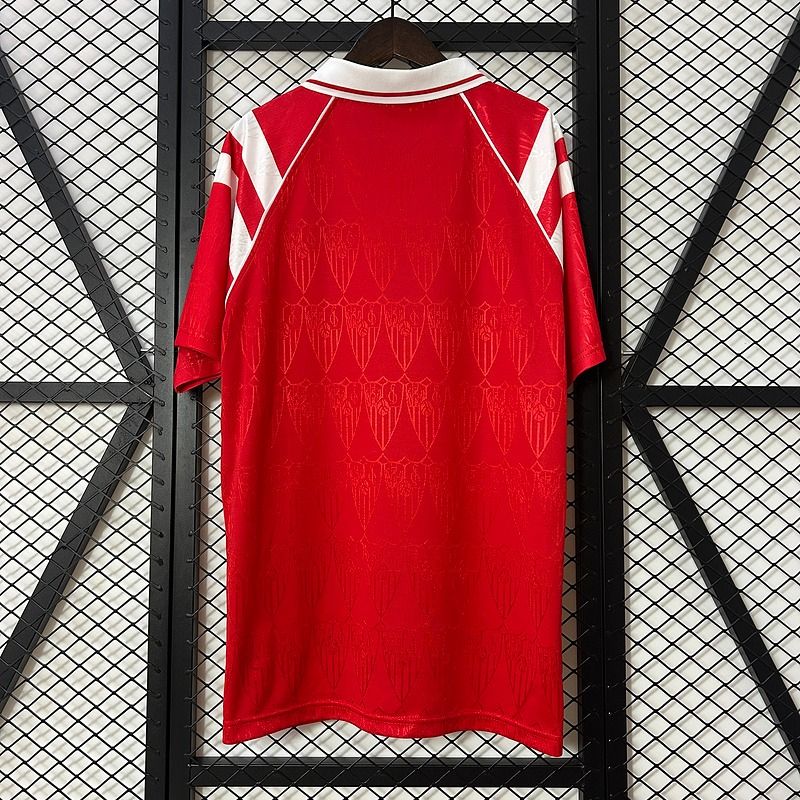 Retro Sevilla FC 1992-1993 away Secondary image