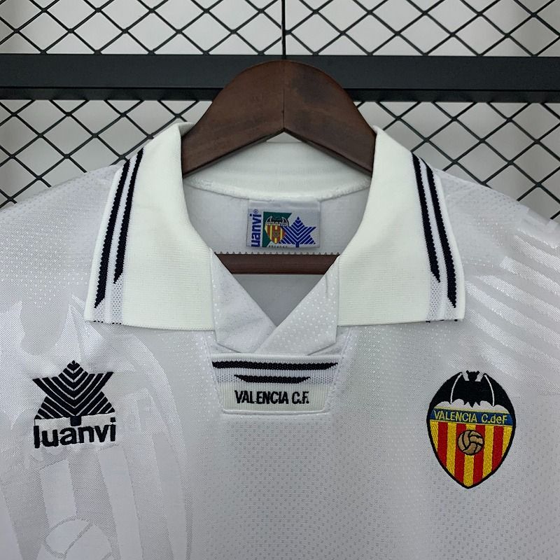 Retro Valencia CF 1999 - 2000 home - WCFOOTBALLSUIT